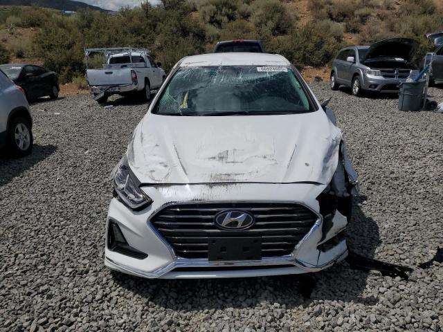 5NPE24AF0KH755228 - 2019 HYUNDAI SONATA SE WHITE photo 5