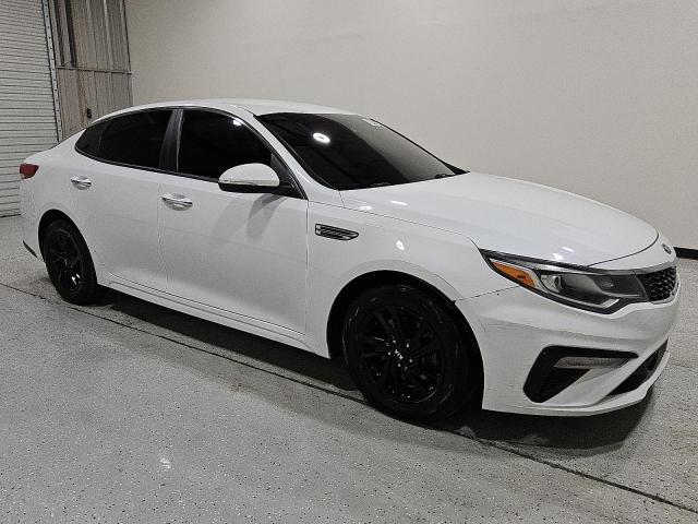 5XXGT4L38KG345975 - 2019 KIA OPTIMA LX Biały zdjęcie 4