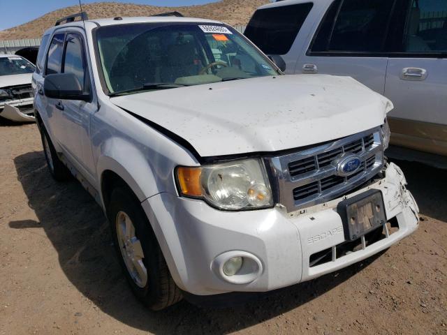 1FMCU0D72CKB07502 - 2012 FORD ESCAPE XLT WHITE photo 4