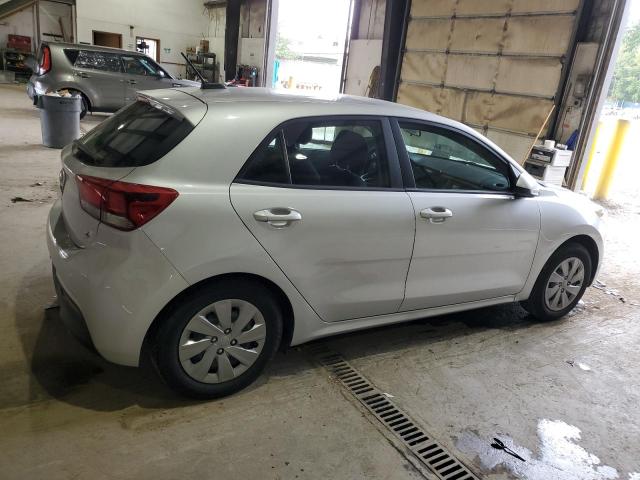 3KPA25AB8KE175523 - 2019 KIA RIO S SILVER photo 3