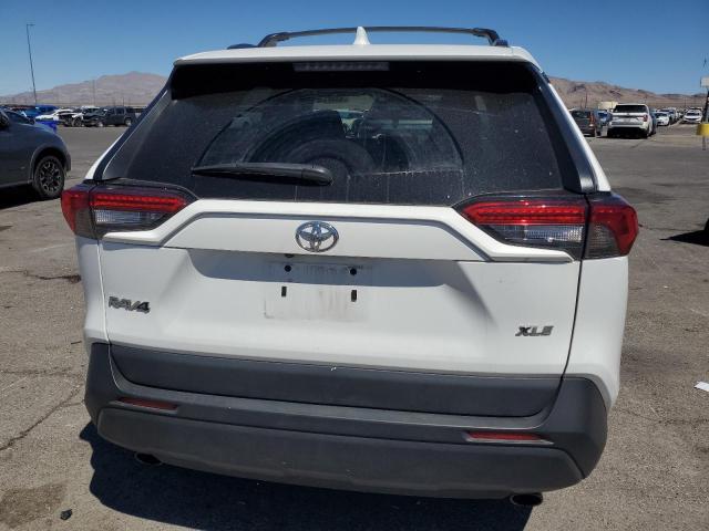 2T3W1RFV8PW243124 - 2023 TOYOTA RAV4 XLE WHITE photo 6