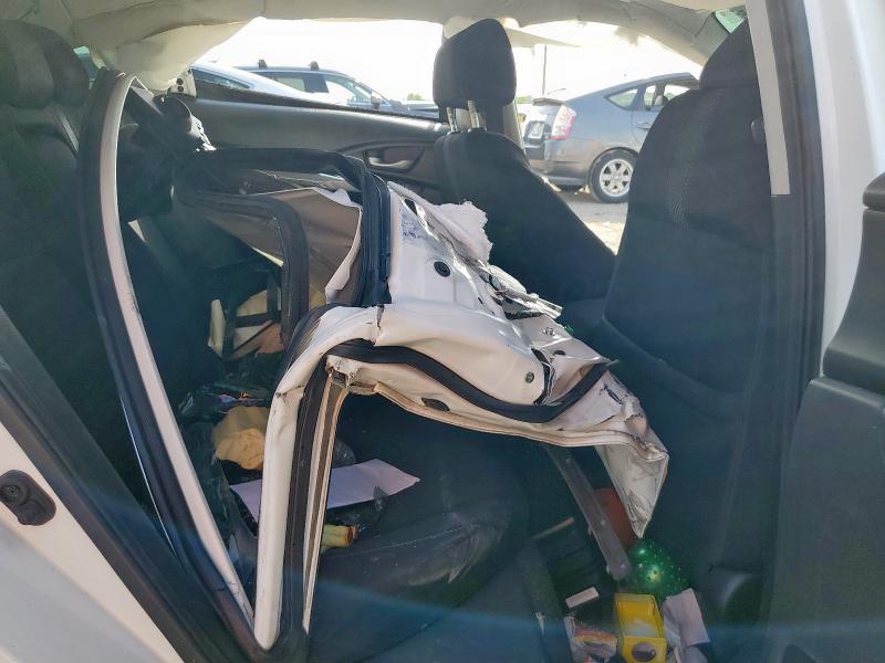 19XFC2F76HE062832 - 2017 HONDA CIVIC EX WHITE photo 10