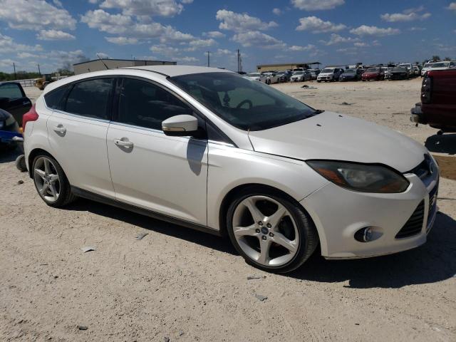 1FADP3N24EL196769 - 2014 FORD FOCUS TITANIUM WHITE photo 4