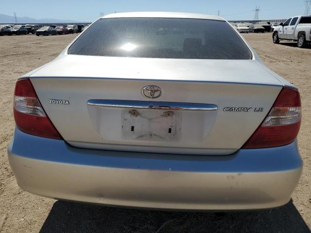 4T1BE32K62U090711 - 2002 TOYOTA CAMRY LE SILVER photo 6