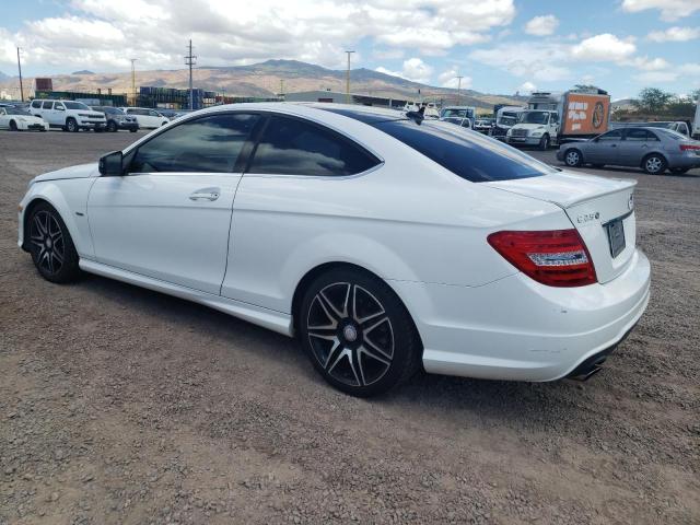 WDDGJ4HB8EG182270 - 2014 MERCEDES-BENZ C 250 WHITE photo 2