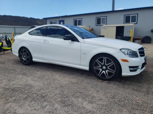 WDDGJ4HB8EG182270 - 2014 MERCEDES-BENZ C 250 WHITE photo 4