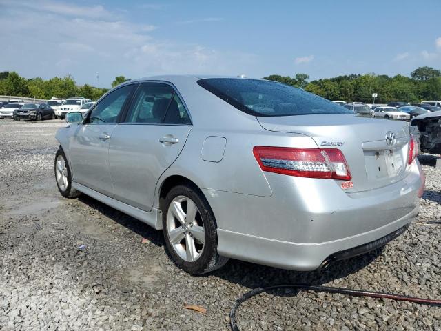 4T1BF3EK0BU117510 - 2011 TOYOTA CAMRY BASE SILVER photo 2