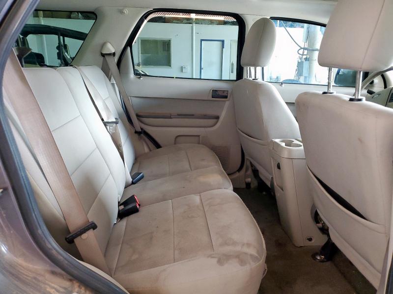 1FMCU9DG4AKC65003 - 2010 FORD ESCAPE XLT 灰色 照片 11