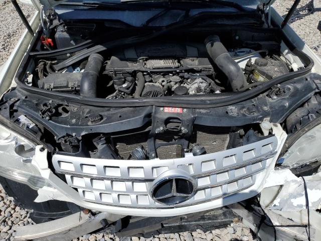 4JGBB8GB0BA657379 - 2011 MERCEDES-BENZ ML 350 4MATIC WHITE photo 11