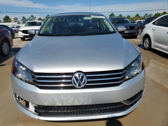 1VWBS7A3XEC059631 - 2014 VOLKSWAGEN PASSAT SE SILVER photo 5