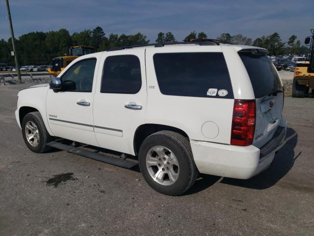 1GNFK330X9R301540 - 2009 CHEVROLET TAHOE K1500 LTZ WHITE photo 2