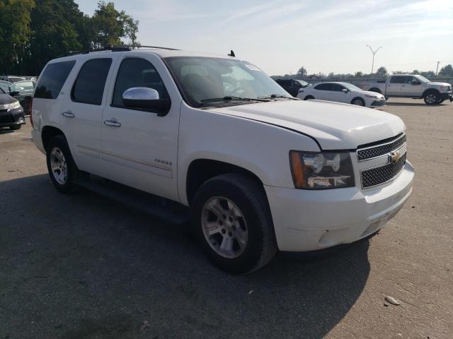 1GNFK330X9R301540 - 2009 CHEVROLET TAHOE K1500 LTZ WHITE photo 4