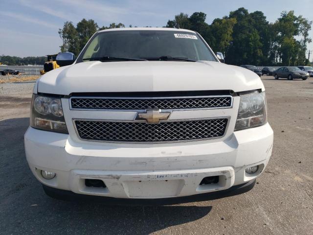 1GNFK330X9R301540 - 2009 CHEVROLET TAHOE K1500 LTZ WHITE photo 5