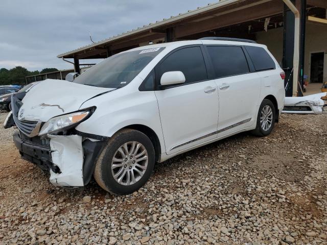2016 TOYOTA SIENNA XLE, 