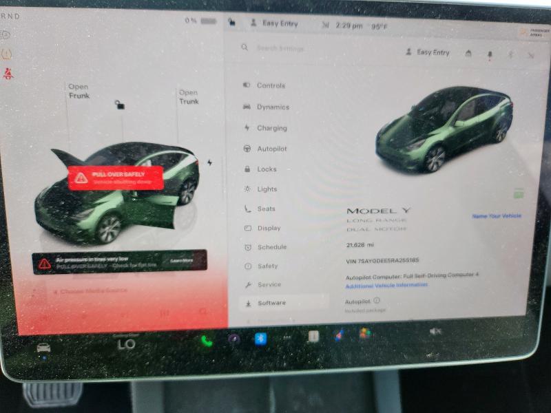 7SAYGDEE5RA255185 - 2024 TESLA MODEL Y 白色 照片 9
