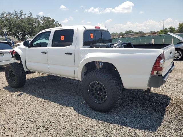 3TMJU4GN9DM139080 - 2013 TOYOTA TACOMA DOUBLE CAB PRERUNNER WHITE photo 2