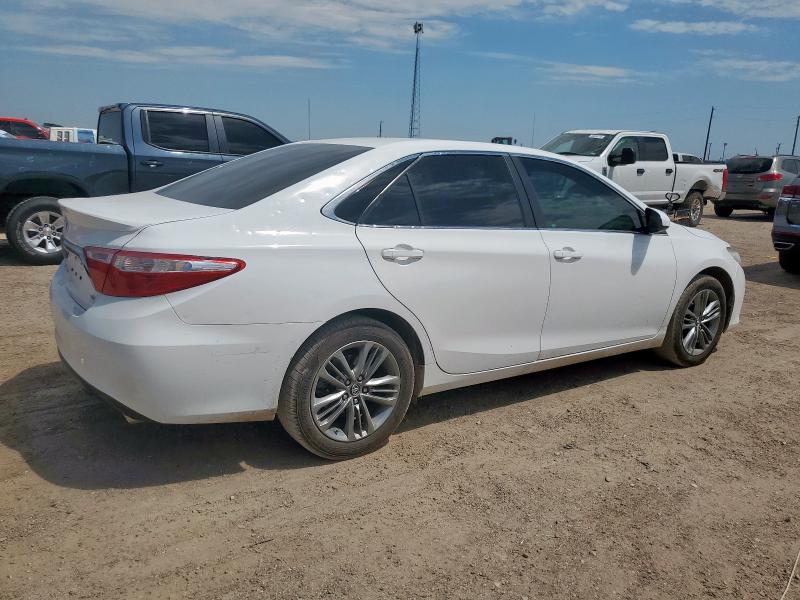 4T1BF1FK3HU320533 - 2017 TOYOTA CAMRY LE WHITE photo 3