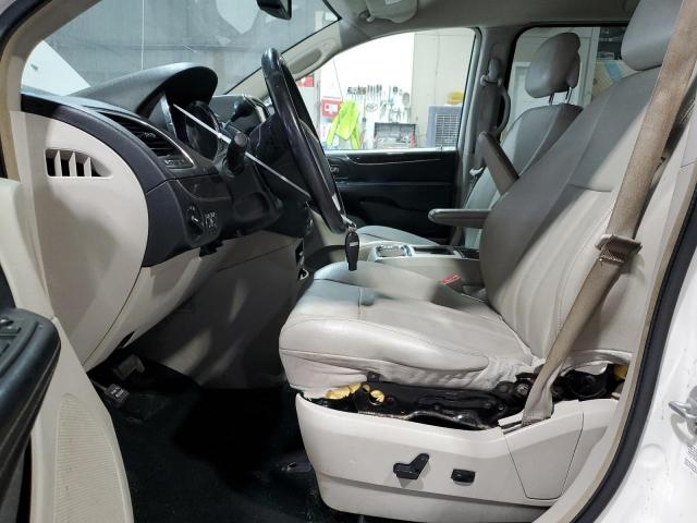 2C4RC1BG2DR526477 - 2013 CHRYSLER TOWN & COU TOURING WHITE photo 7