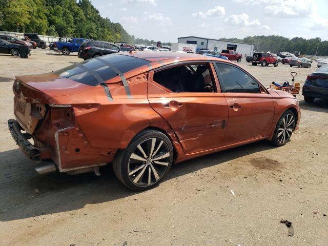 1N4BL4CV0NN355507 - 2022 NISSAN ALTIMA SR ORANGE photo 3