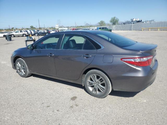 4T1BF1FK8FU061163 - 2015 TOYOTA CAMRY LE 石墨色 照片 2