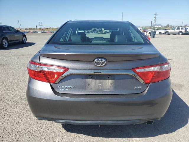 4T1BF1FK8FU061163 - 2015 TOYOTA CAMRY LE 石墨色 照片 6