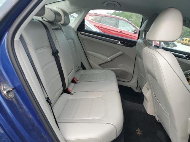 1VWDT7A34HC073518 - 2017 VOLKSWAGEN PASSAT R-LINE Կապույտ լուսանկար 10