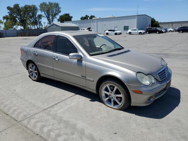 WDBRF54H67A952927 - 2007 MERCEDES-BENZ C 280 BEIGE photo 4