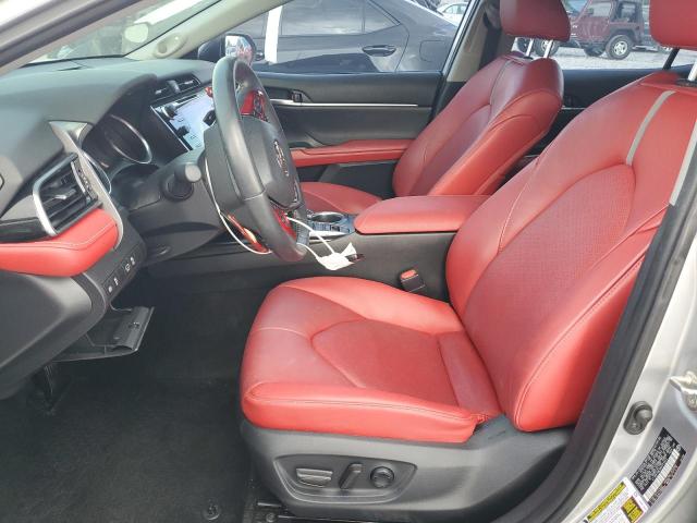 4T1B61HK3KU272973 - 2019 TOYOTA CAMRY XSE فضي صورة 7