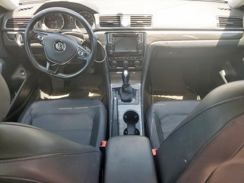 1VWBT7A34GC029847 - 2016 VOLKSWAGEN PASSAT SE GRAY photo 8