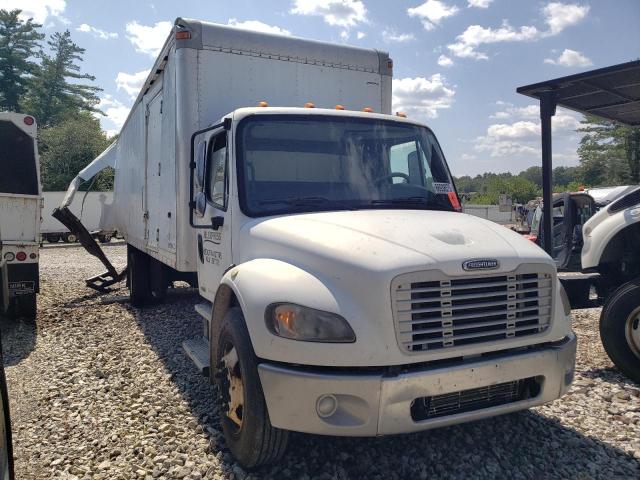 1FVACWDD45HU09708 - 2005 FREIGHTLINER M2 106 MEDIUM DUTY WHITE photo 4