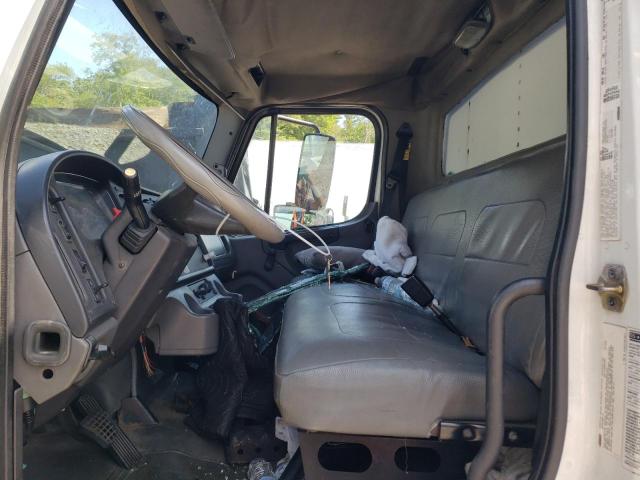 1FVACWDD45HU09708 - 2005 FREIGHTLINER M2 106 MEDIUM DUTY WHITE photo 7