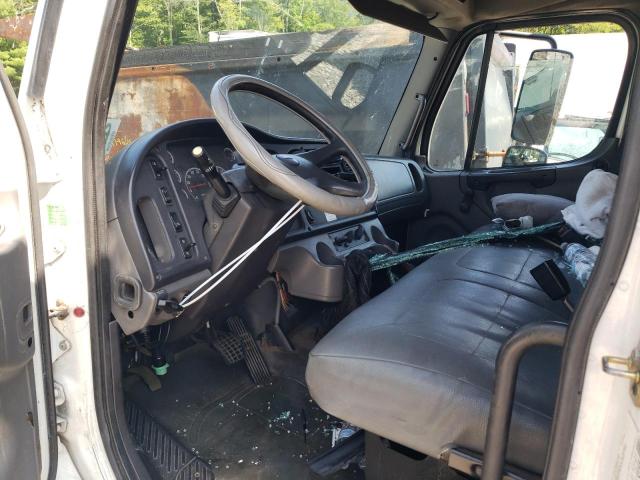 1FVACWDD45HU09708 - 2005 FREIGHTLINER M2 106 MEDIUM DUTY WHITE photo 8