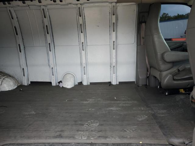 1GCWGBFP7J1265774 - 2018 CHEVROLET EXPRESS G2 თეთრი ფოტო 11