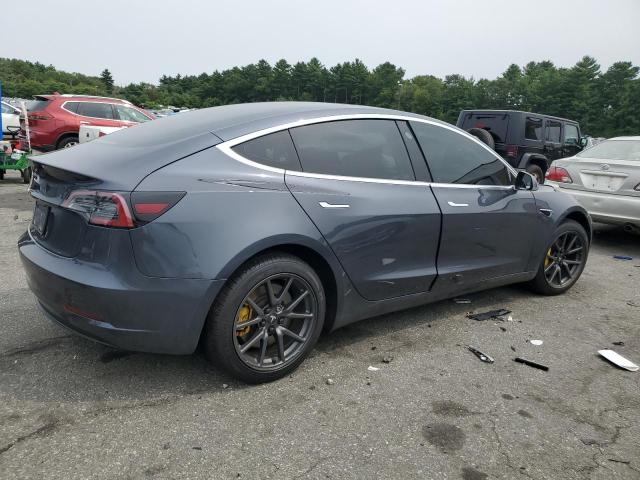 5YJ3E1EA3KF435573 - 2019 TESLA MODEL 3 Gris photo 3