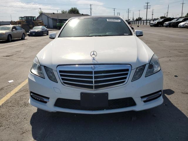 WDDHF8JB0DA704575 - 2013 MERCEDES-BENZ E 350 4MATIC WHITE photo 5