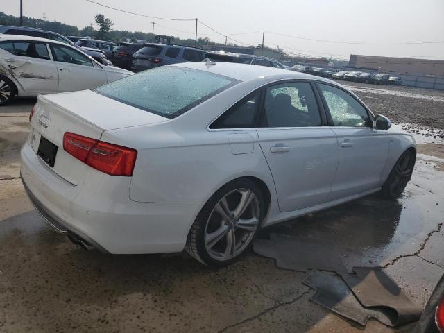 WAUF2AFC7EN003996 - 2014 AUDI S6 WHITE photo 3