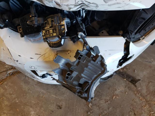 WBA7E4C56JGV23446 - 2018 BMW 740 XI WHITE photo 12