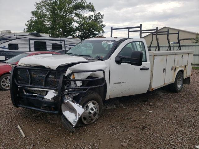 1GB3KZCG1BF247276 - 2011 CHEVROLET SILVERADO K3500 WHITE photo 2