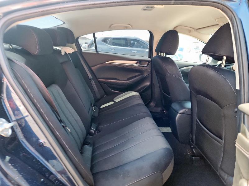 JM1GL1UM2J1327245 - 2018 MAZDA 6 SPORT Bleu photo 10