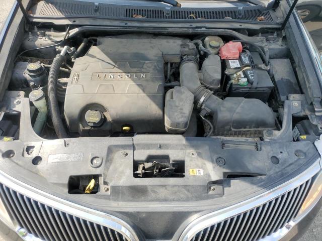 1LNHL9DK8DG601465 - 2013 LINCOLN MKS SILVER photo 11