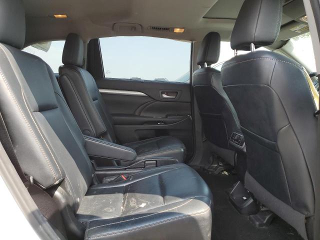 5TDJKRFH8FS213557 - 2015 TOYOTA HIGHLANDER XLE 白色 照片 11