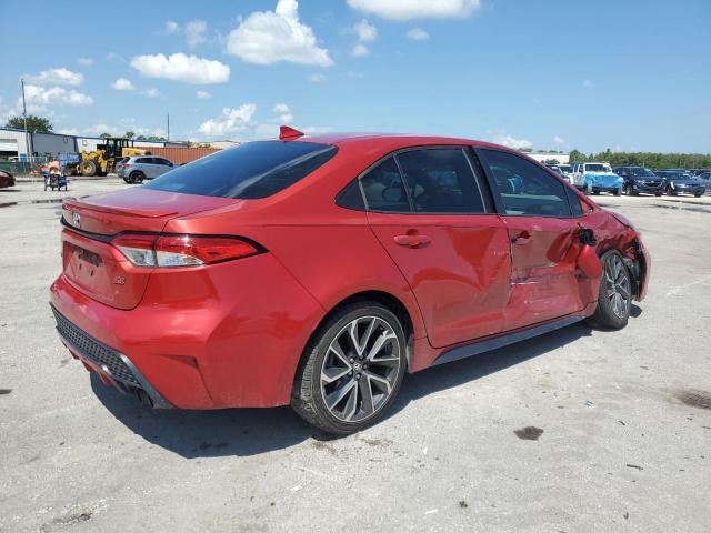 5YFS4RCE8LP041284 - 2020 TOYOTA COROLLA SE RED photo 3