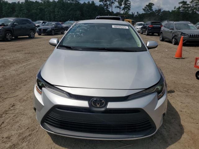 5YFB4MDE4RP112510 - 2024 TOYOTA COROLLA LE ვერცხლისფერი ფოტო 5
