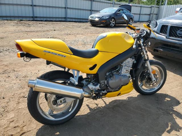 SMT605FM1YJ096326 - 2000 TRIUMPH MOTORCYCLE SPRINT RS YELLOW photo 3