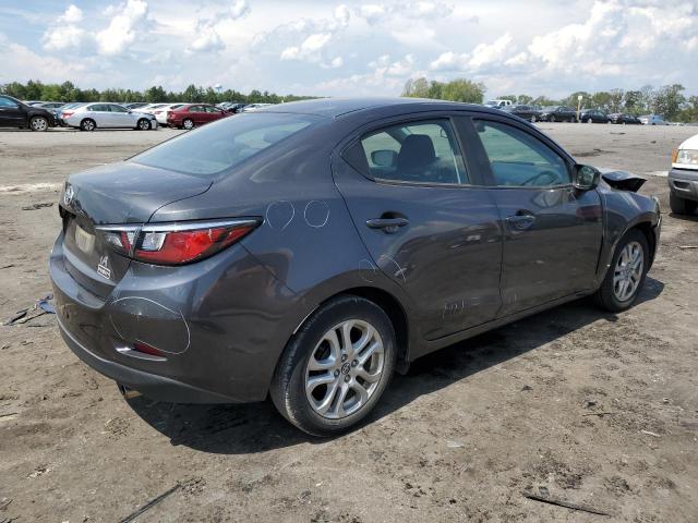 3MYDLBZV3GY132884 - 2016 TOYOTA SCION IA GRAY photo 3