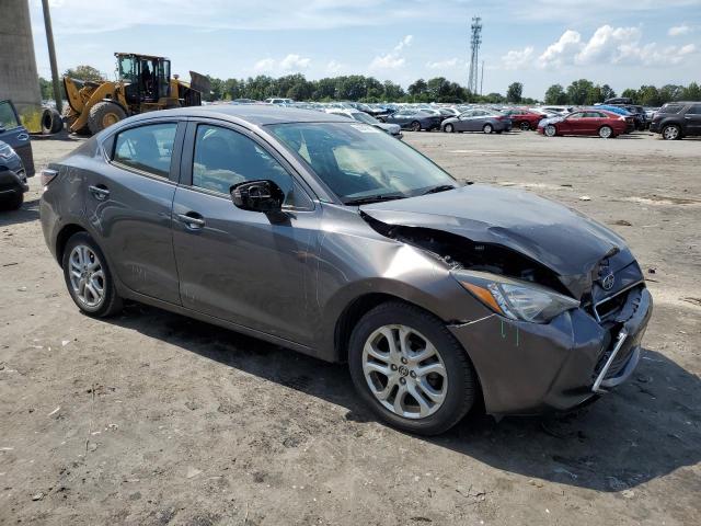 3MYDLBZV3GY132884 - 2016 TOYOTA SCION IA GRAY photo 4