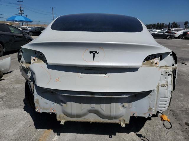 5YJ3E1EA2MF871527 - 2021 TESLA MODEL 3 Weiß Foto 6