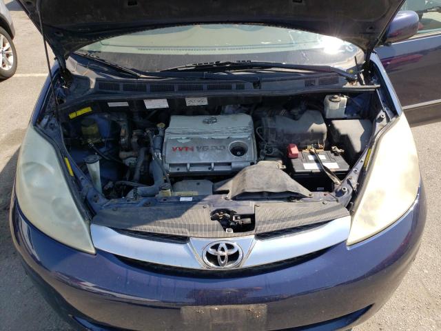 5TDBA22CX6S075402 - 2006 TOYOTA SIENNA XLE BLUE photo 12