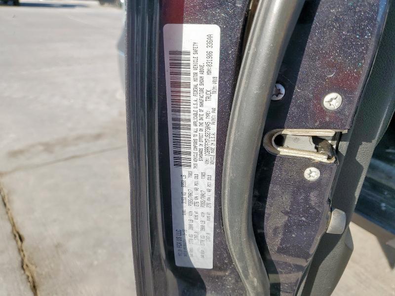 1C6RR7FM7JS273045 - 2018 RAM 1500 ST Grafit foto 12