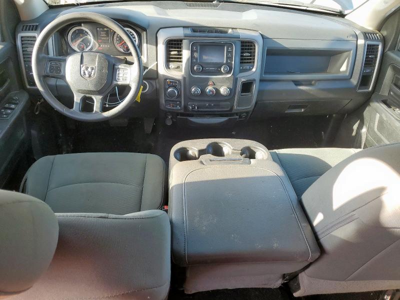 1C6RR7FM7JS273045 - 2018 RAM 1500 ST Grafit foto 8